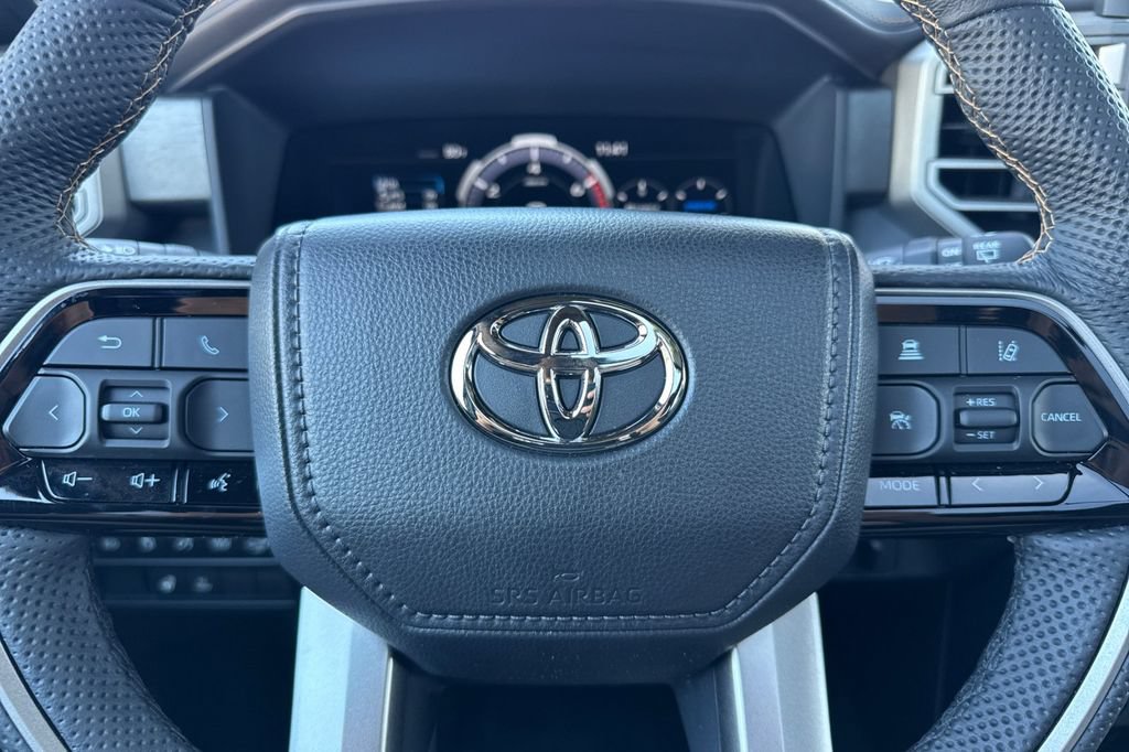 Certified 2026 Toyota Sequoia Capstone w/ Tow Technology Package AWD/4WD image 23
