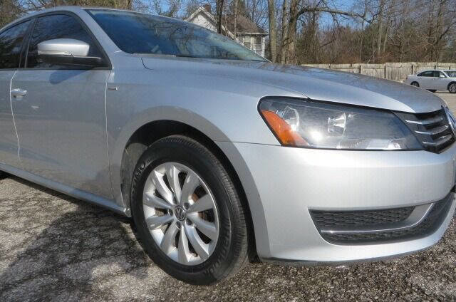Used 2014 Volkswagen Passat 1.8T Wolfsburg Edition image 19