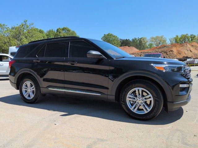 Certified 2023 Ford Explorer XLT w/ Equipment Group 202A image 2