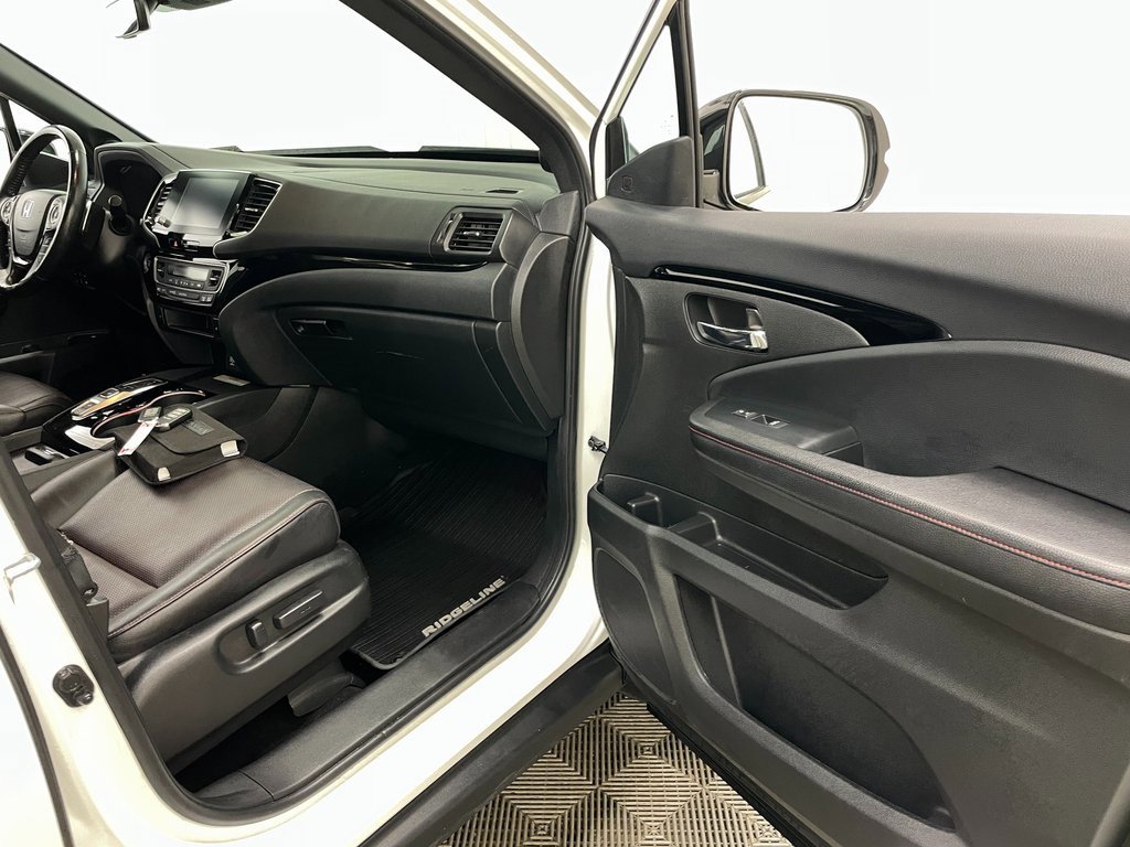 Used 2022 Honda Ridgeline Black Edition image 33