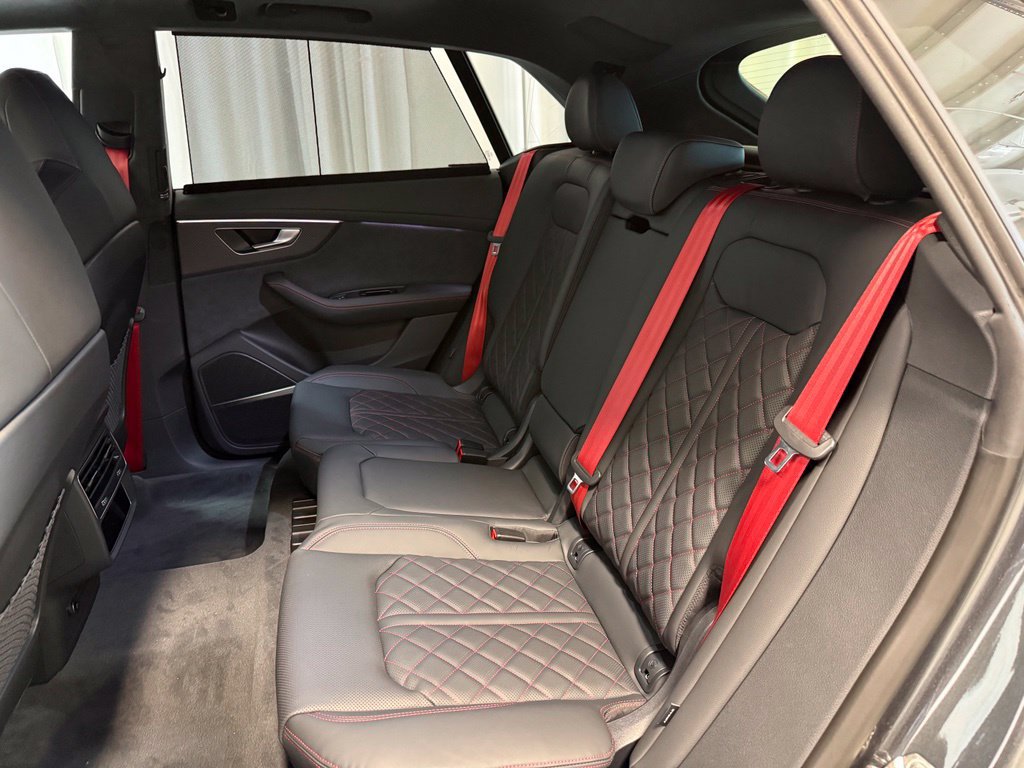 New 2027 Audi SQ8 Prestige AWD/4WD image 20