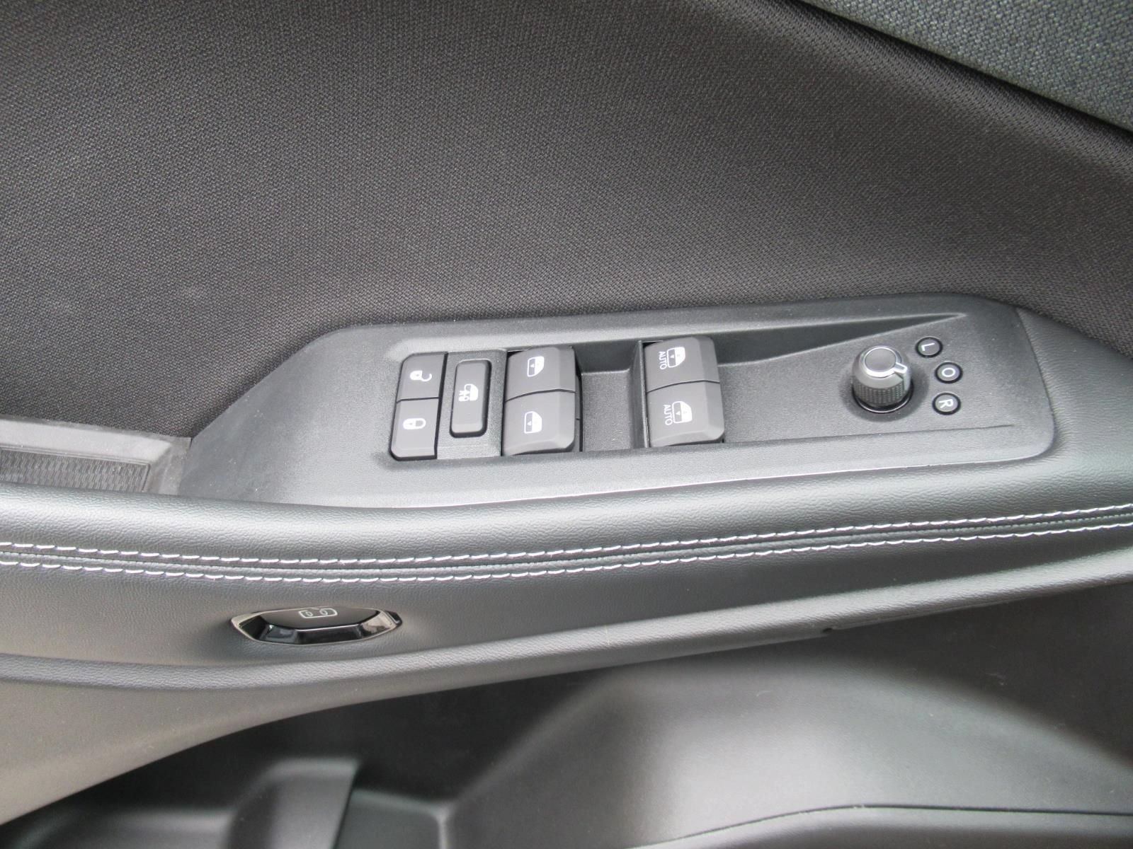 New 2026 Jeep Cherokee Laredo AWD/4WD image 20