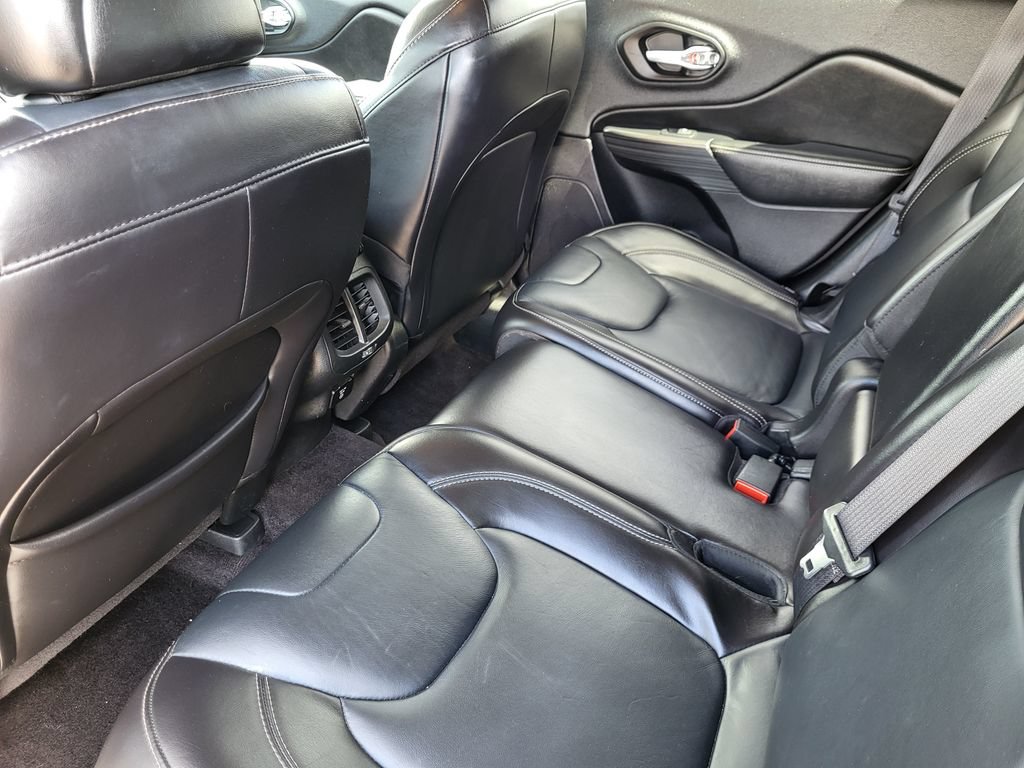 Used 2016 Jeep Cherokee Limited AWD/4WD image 19