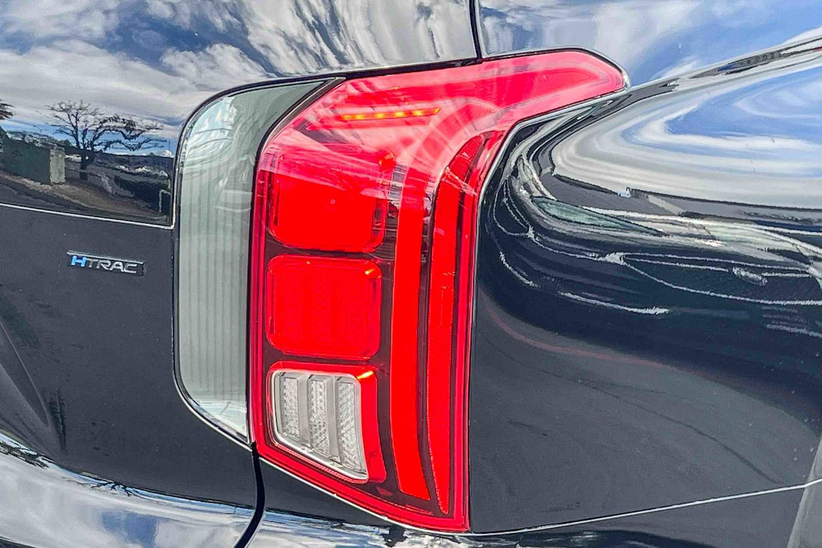 Used 2024 Hyundai Palisade Calligraphy image 8