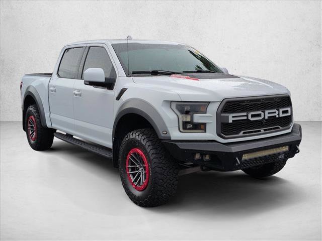 Used 2019 Ford F150 Raptor w/ Equipment Group 802A Luxury AWD/4WD video 4