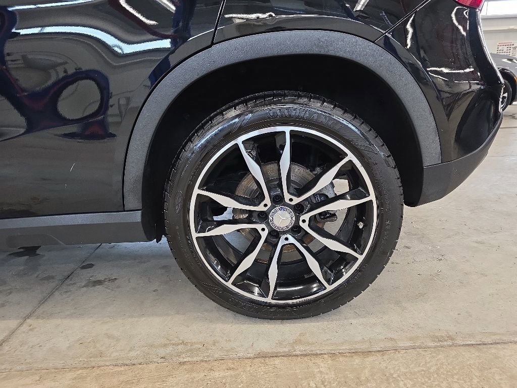 Used 2017 Mercedes-Benz GLA 250 4MATIC image 14