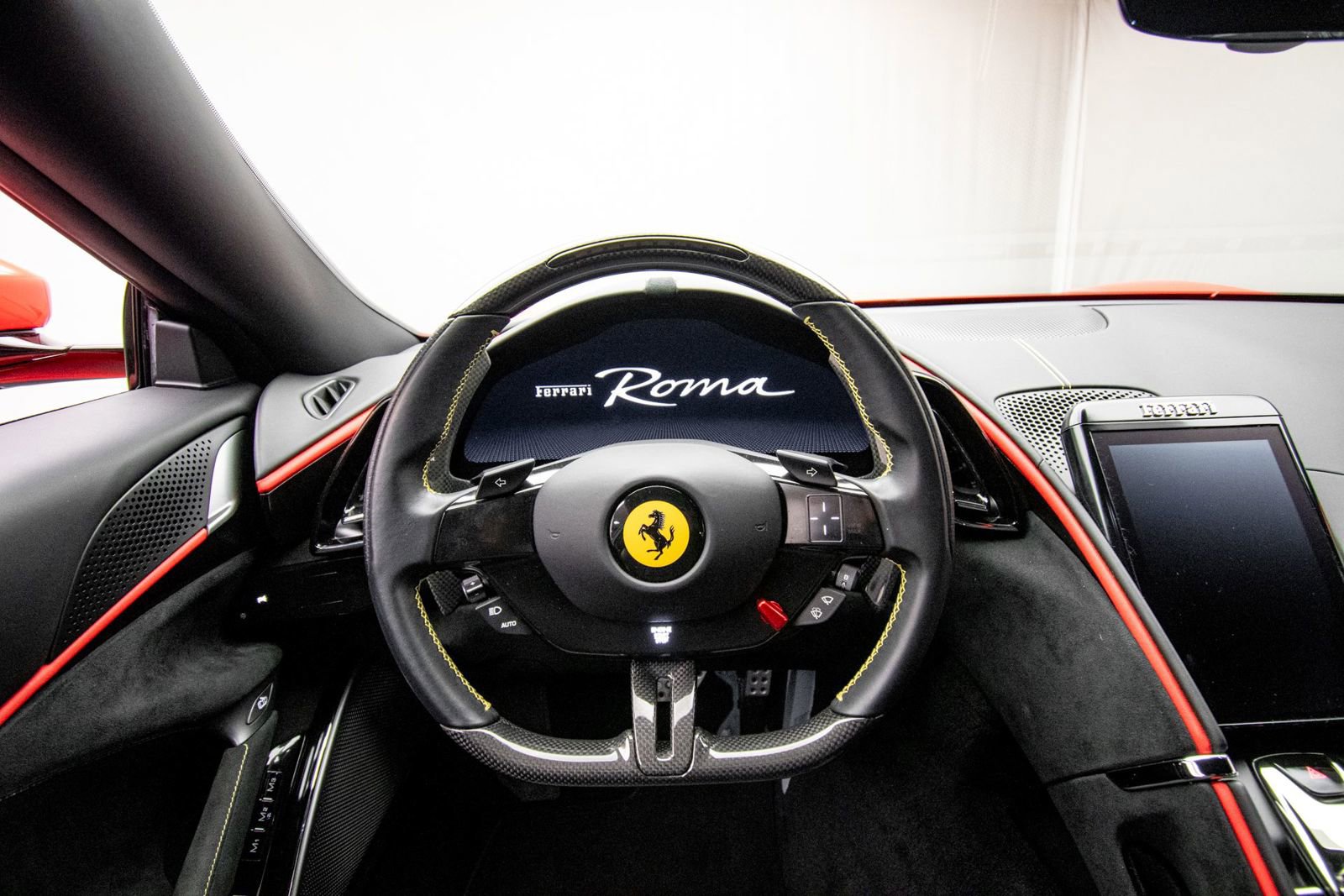 Used 2022 Ferrari Roma RWD image 11
