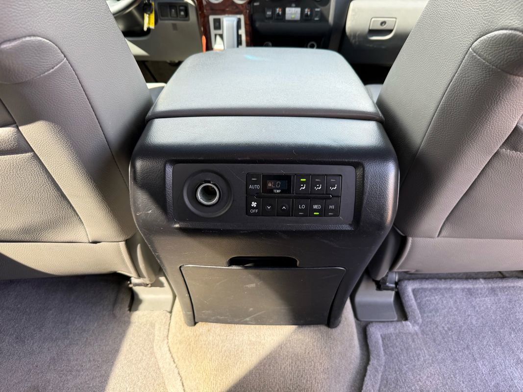 Used 2008 Toyota Sequoia Limited image 22