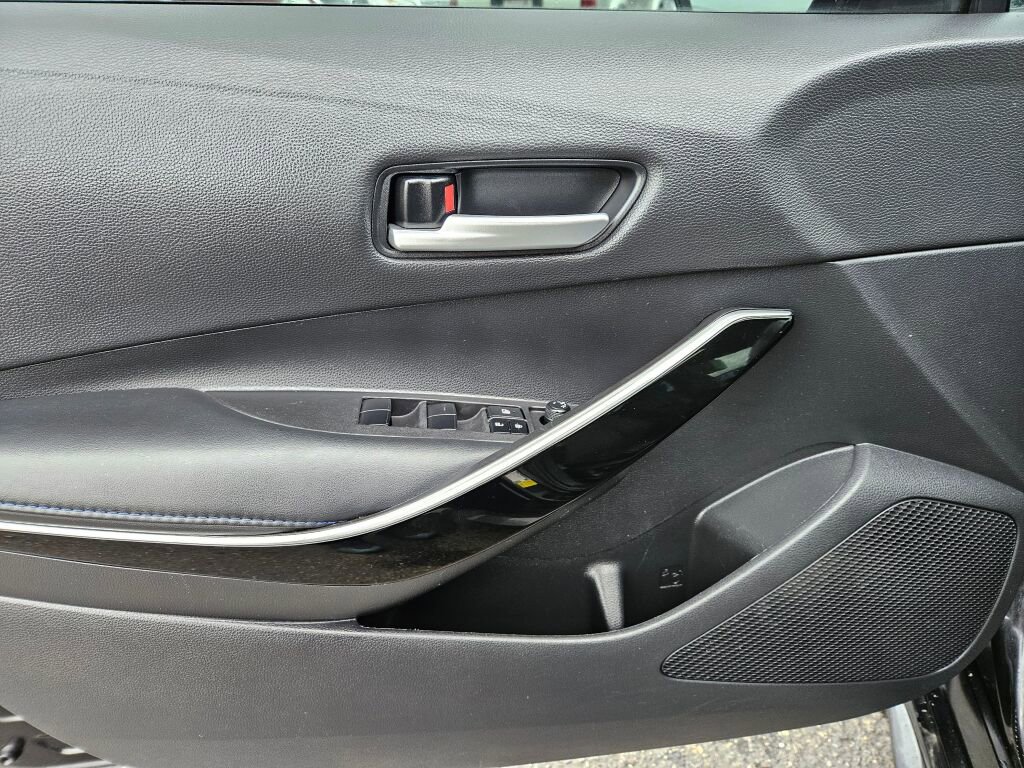 Used 2021 Toyota Corolla XSE w/ Carpet Mat Package (TMS) image 10
