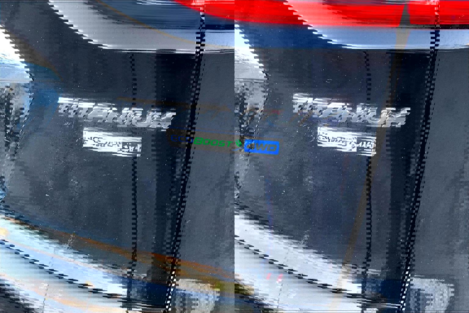 Used 2016 Ford Escape Titanium image 8