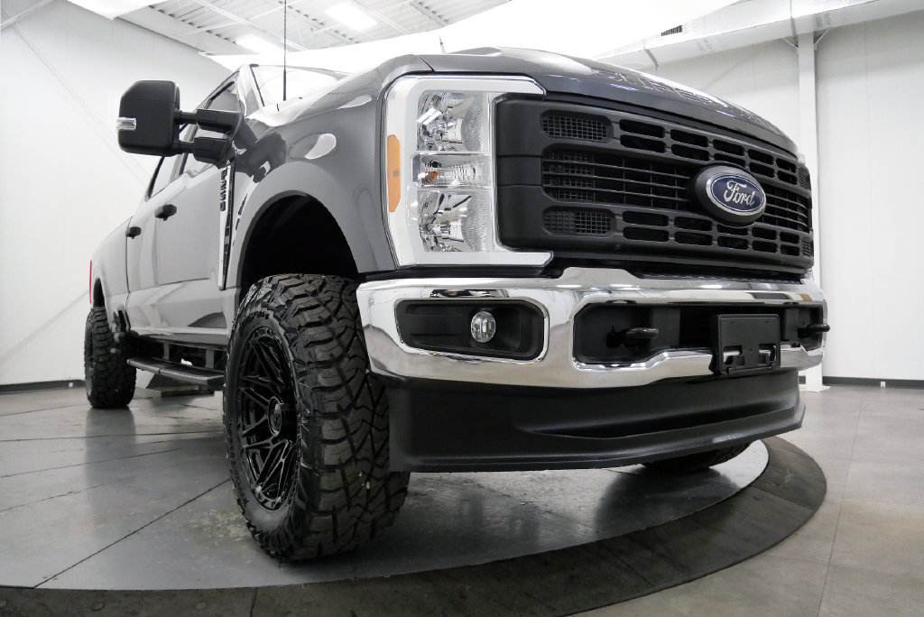 Used 2023 Ford F250 XL w/ XL Driver Assist Package AWD/4WD image 41