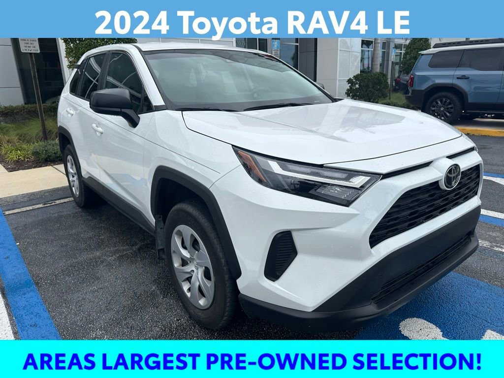 Used 2024 Toyota RAV4 LE image 3