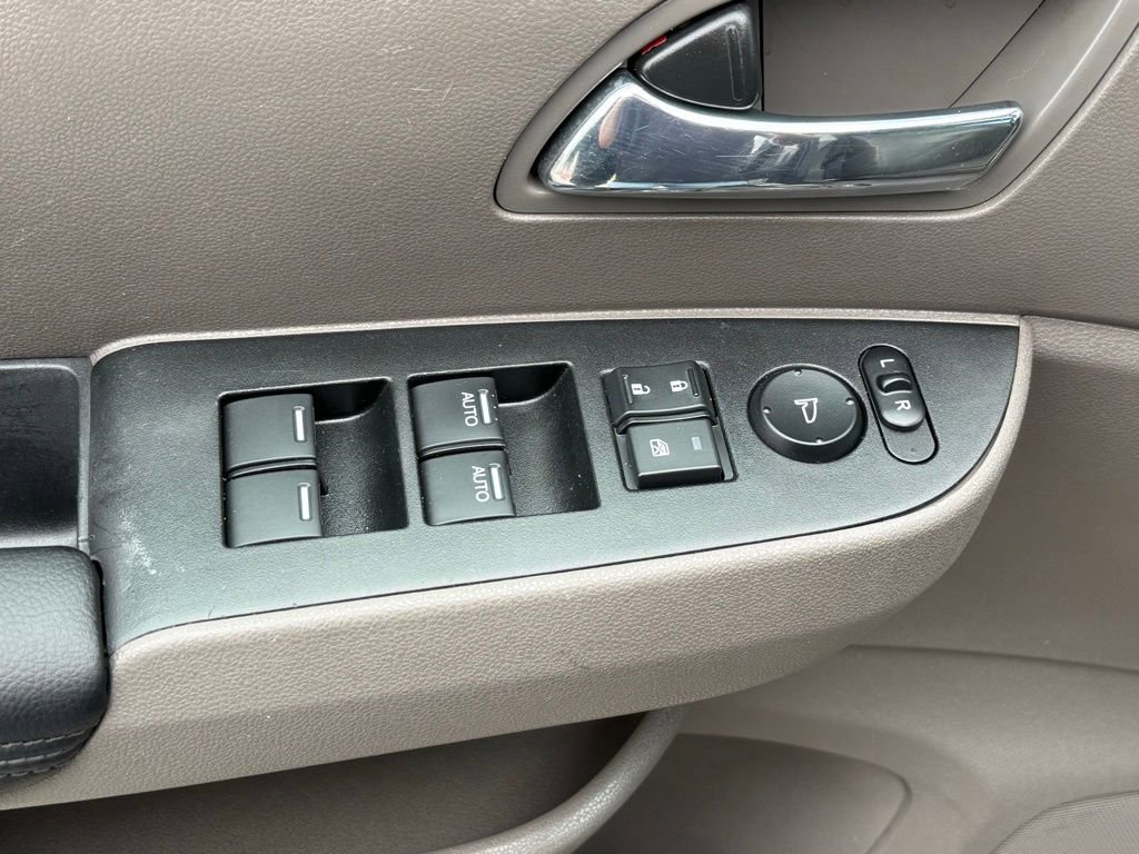 Used 2016 Honda Odyssey EX-L image 12