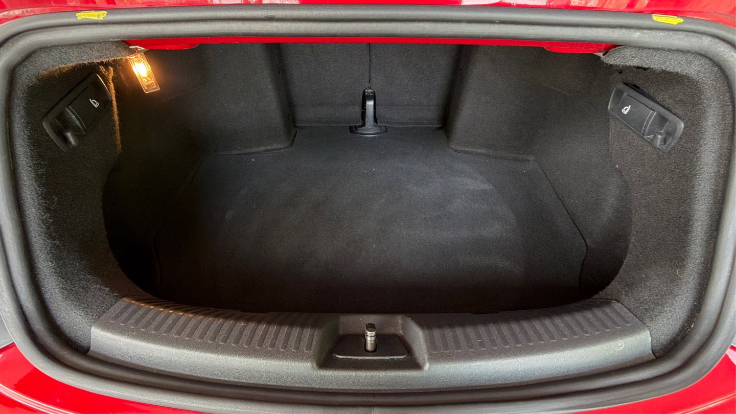Used 2014 Volkswagen Beetle R-Line FWD image 35
