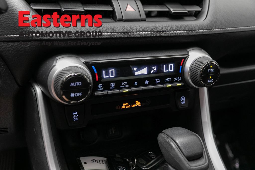 Used 2023 Toyota RAV4 XLE AWD/4WD image 19