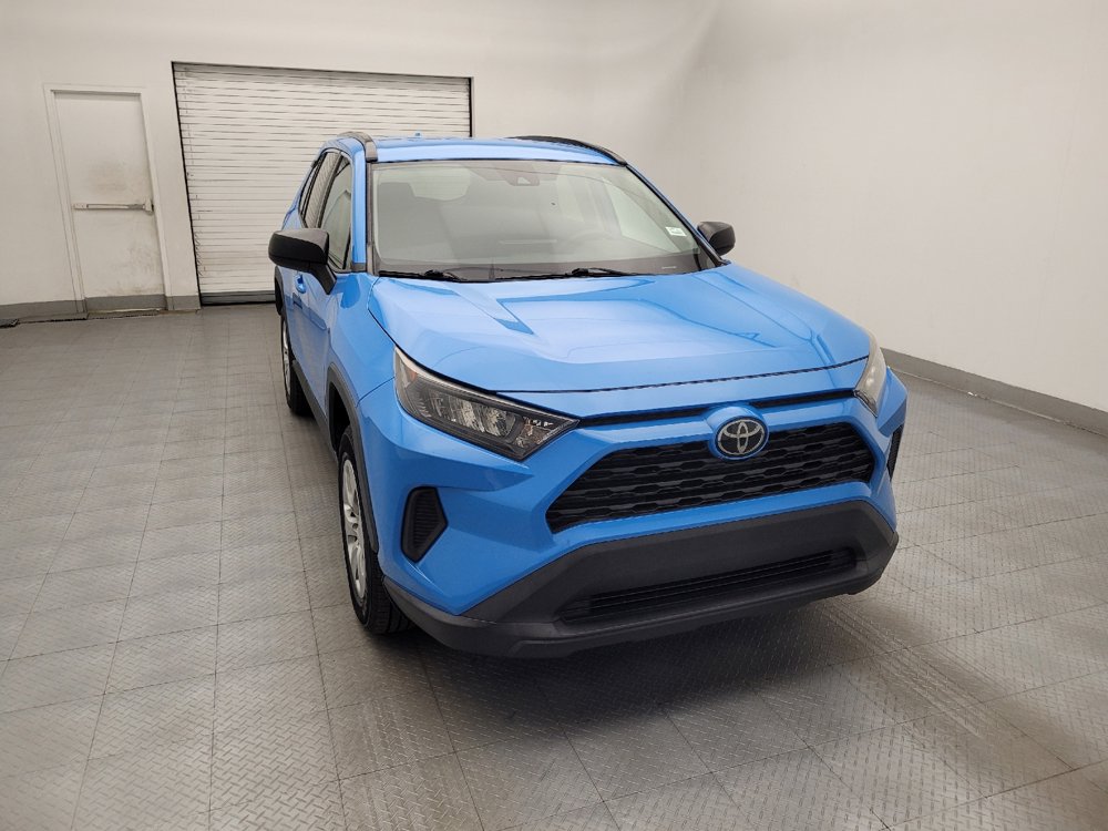 Used 2020 Toyota RAV4 LE image 14