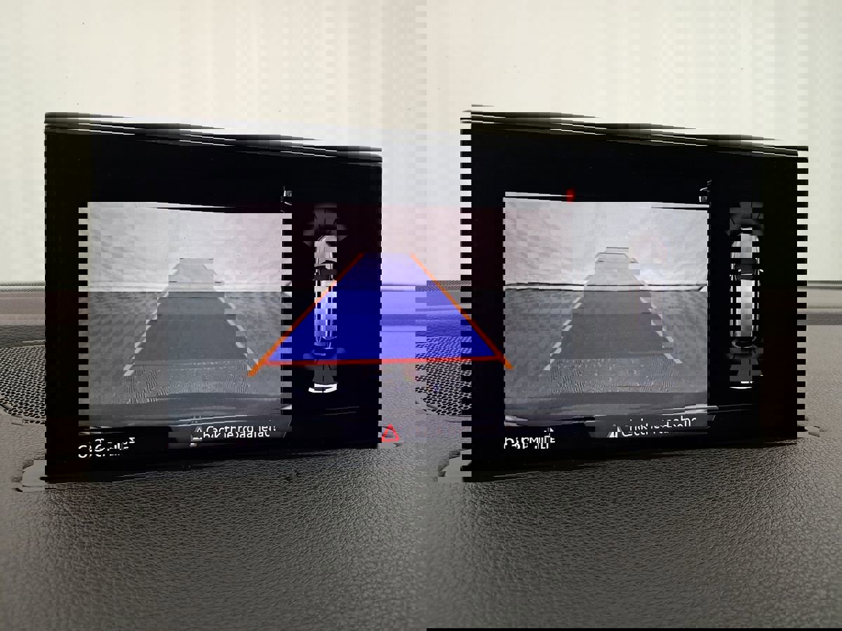 Used 2017 Audi Q7 3.0T Premium w/ Towing Package image 14