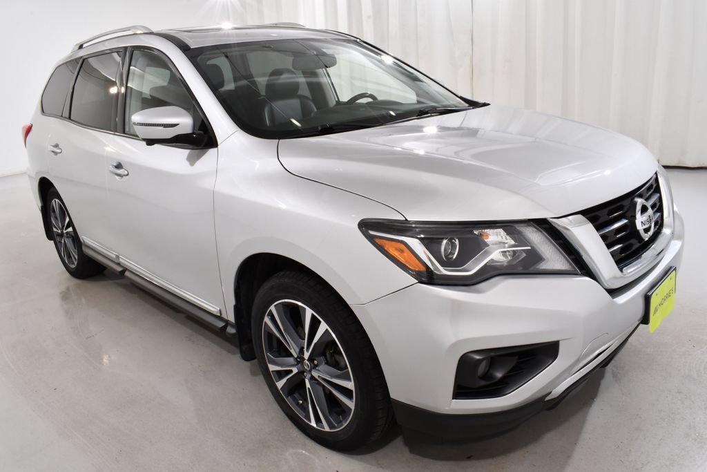 Used 2019 Nissan Pathfinder Platinum AWD/4WD image 5