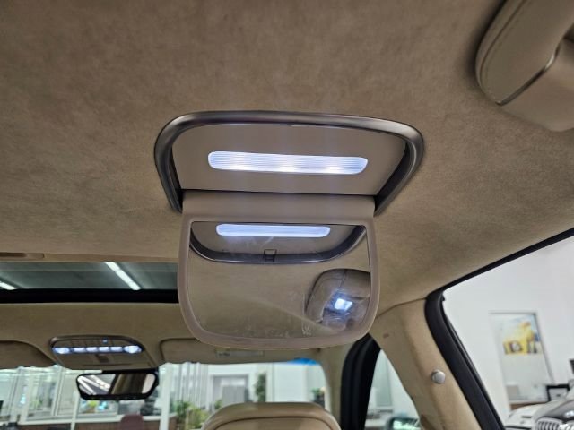 Used 2017 Genesis G90 5.0 Ultimate image 39