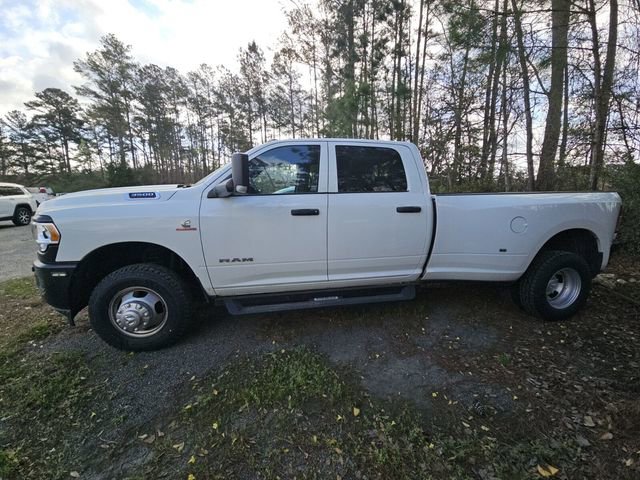 Used 2022 RAM 3500 Tradesman image 9