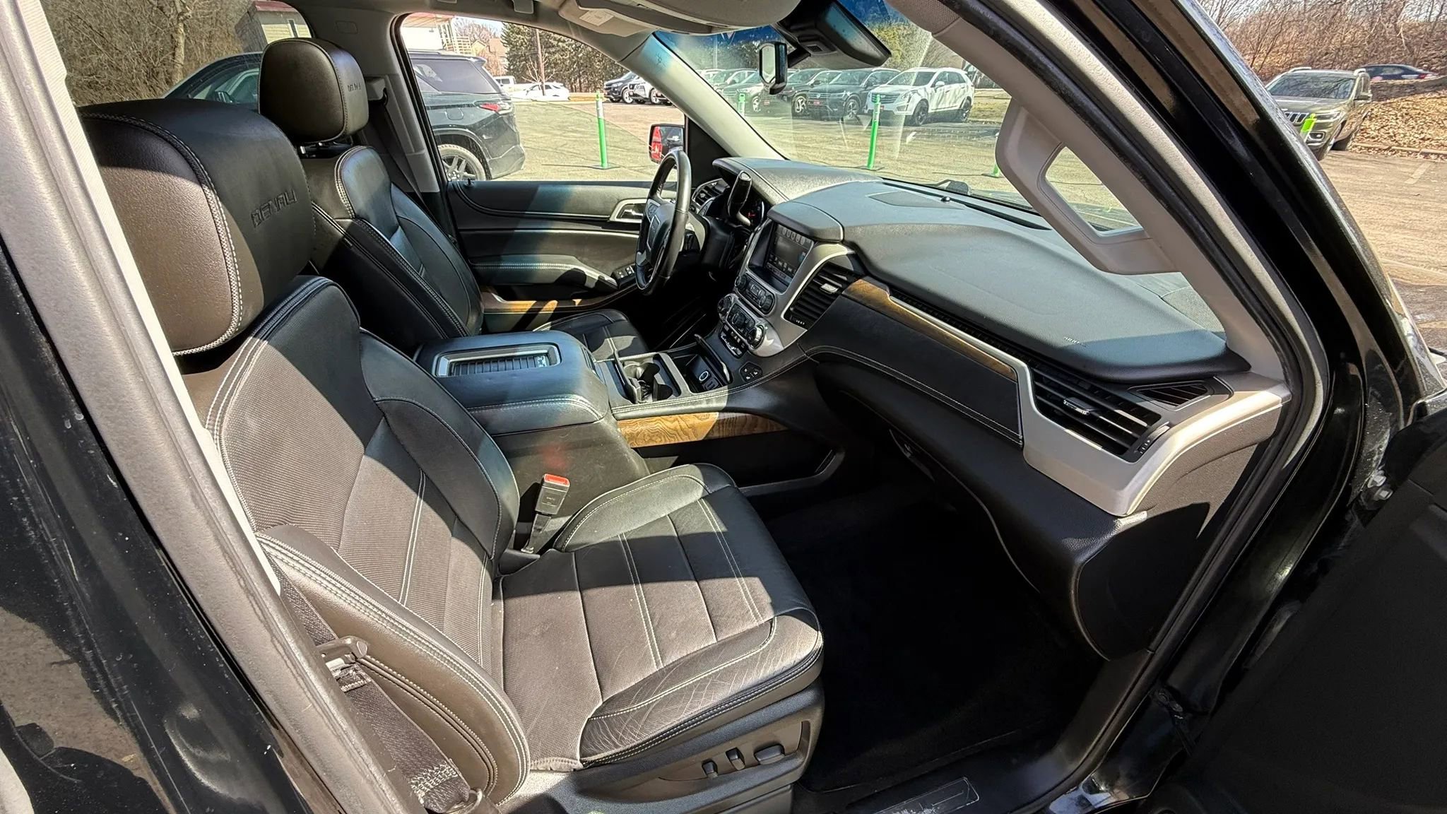 Used 2018 GMC Yukon XL Denali w/ Denali Ultimate Package image 36