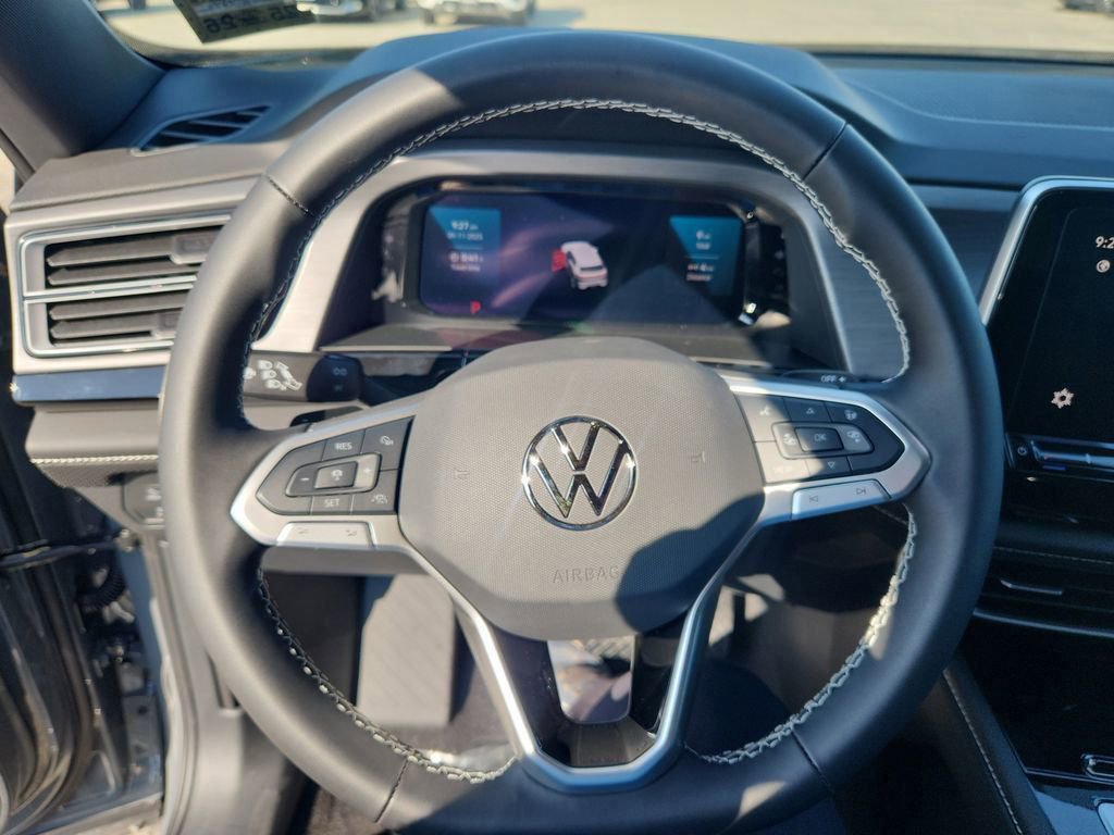 New 2026 Volkswagen Atlas Cross Sport SE image 13