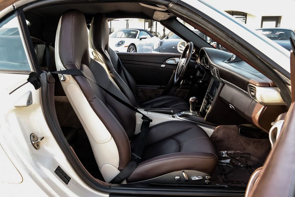 Used 2009 Porsche 911 Turbo image 34