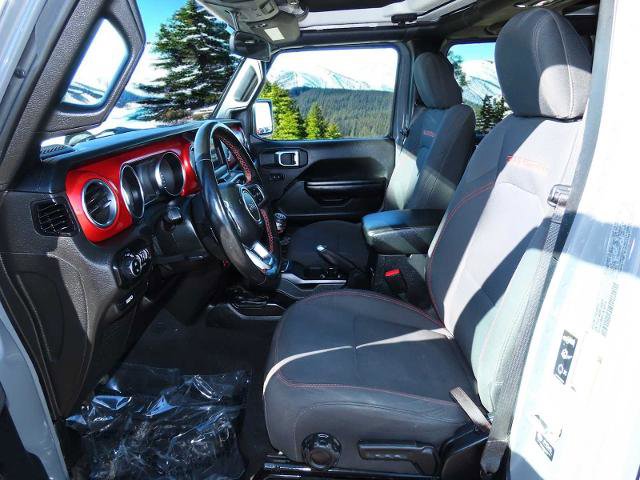 Used 2021 Jeep Gladiator Rubicon w/ Cold Weather Group image 16