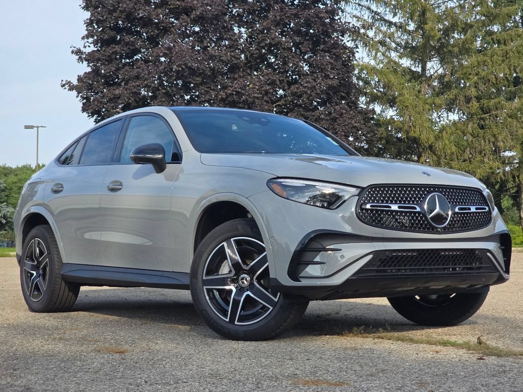 New 2027 Mercedes-Benz GLC 300 4MATIC image 1