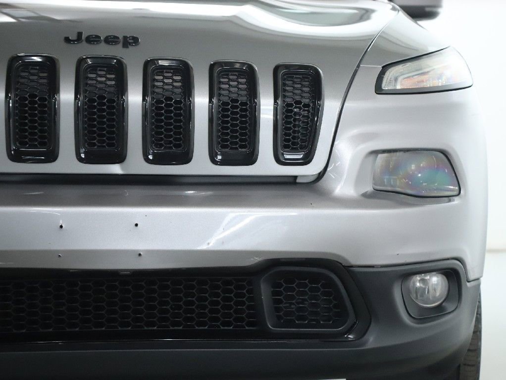 Used 2016 Jeep Cherokee High Altitude w/ Luxury Group AWD/4WD image 7