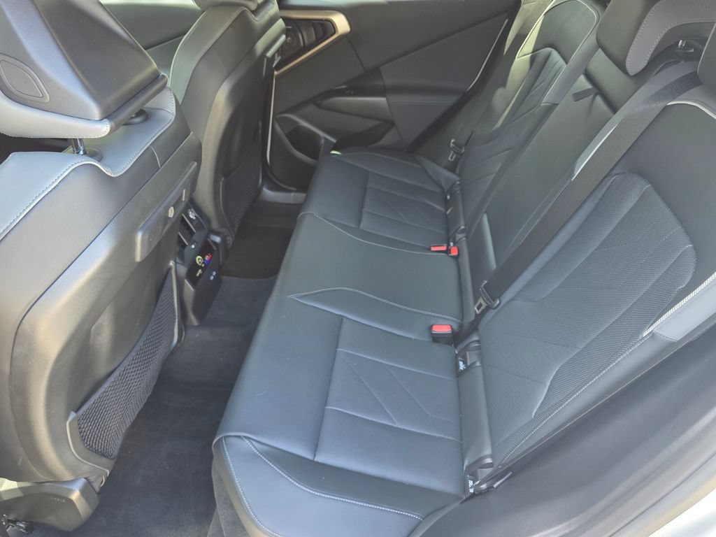 Used 2025 BMW X3 xDrive30i w/ Convenience Package AWD/4WD image 14