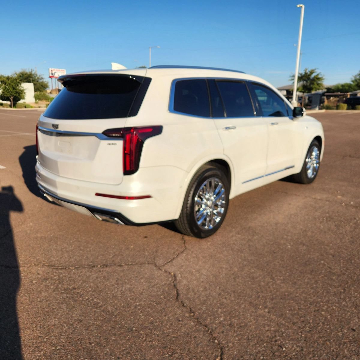 Used 2022 Cadillac XT6 Premium Luxury w/ Platinum Package AWD/4WD image 6