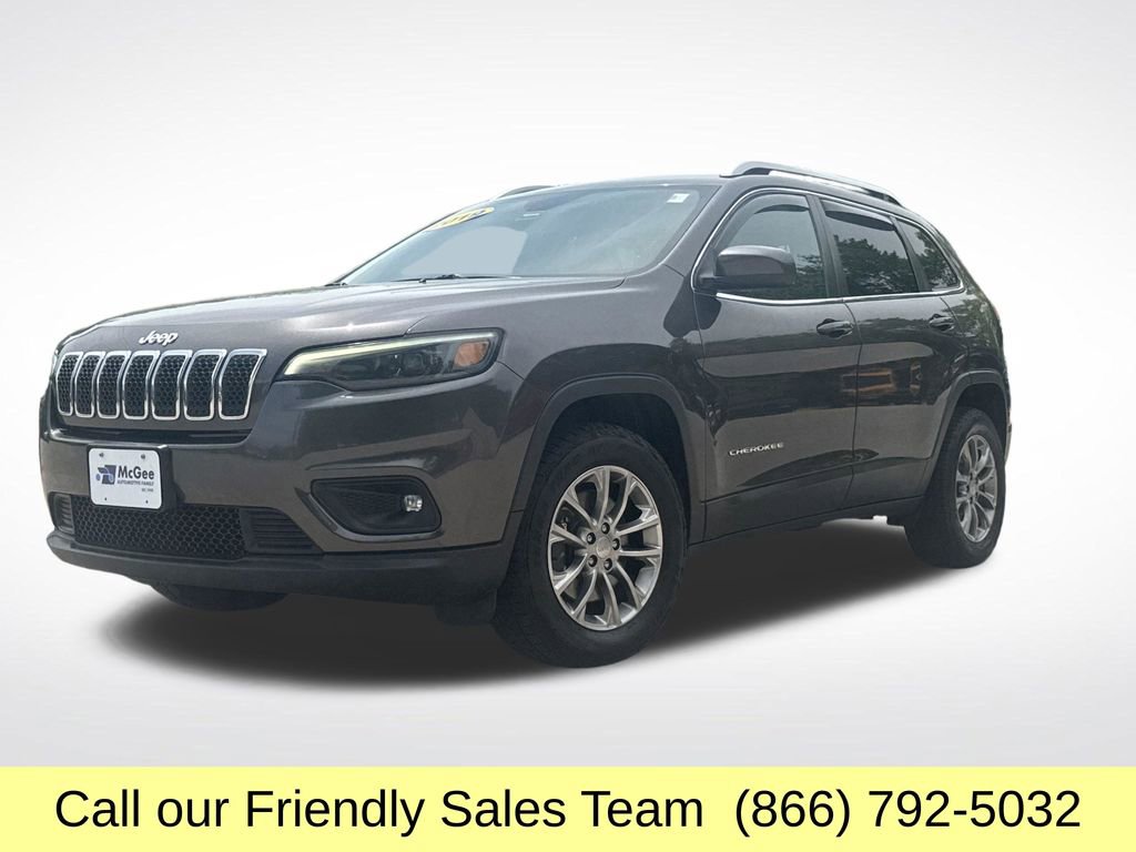 Used 2019 Jeep Cherokee Latitude Plus w/ Cold Weather Group AWD/4WD image 1