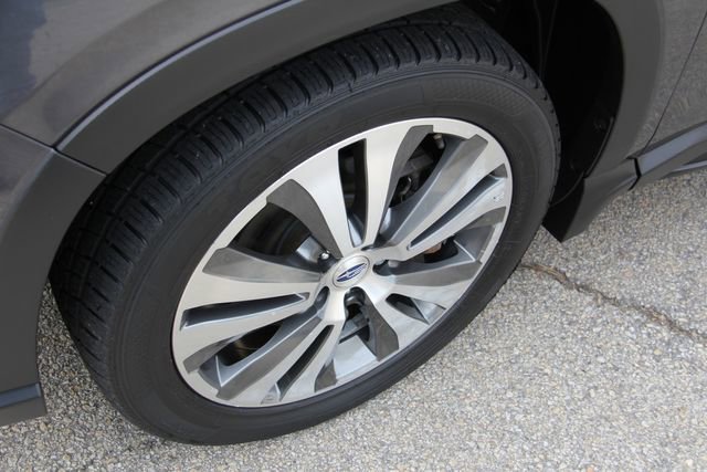 Used 2019 Subaru Ascent Premium image 12