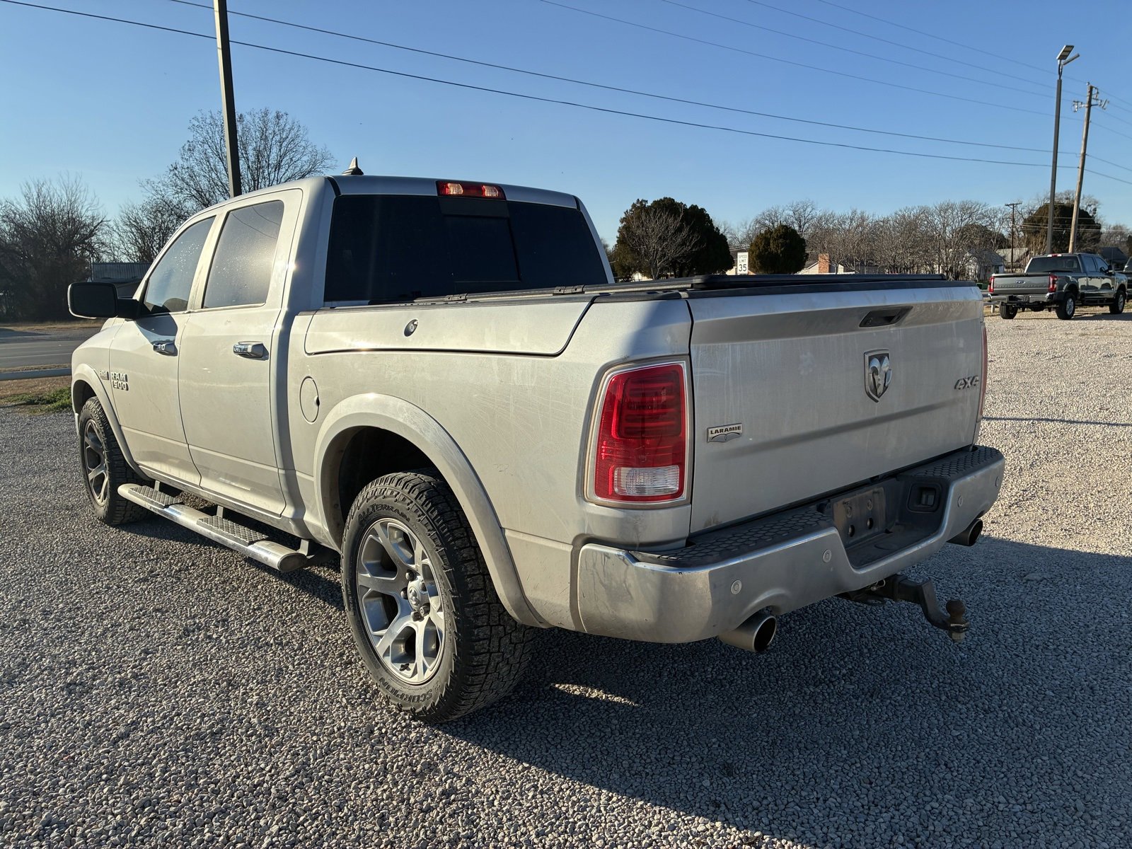 Used 2016 RAM 1500 Laramie w/ Convenience Group image 18
