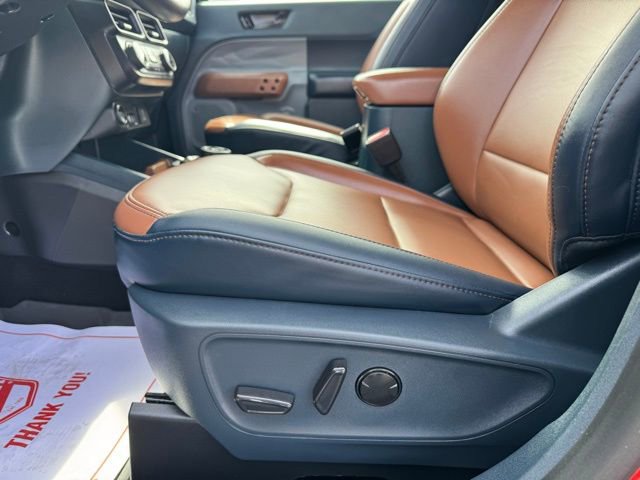 Used 2022 Ford Maverick Lariat w/ Equipment Group 500A Standard image 26