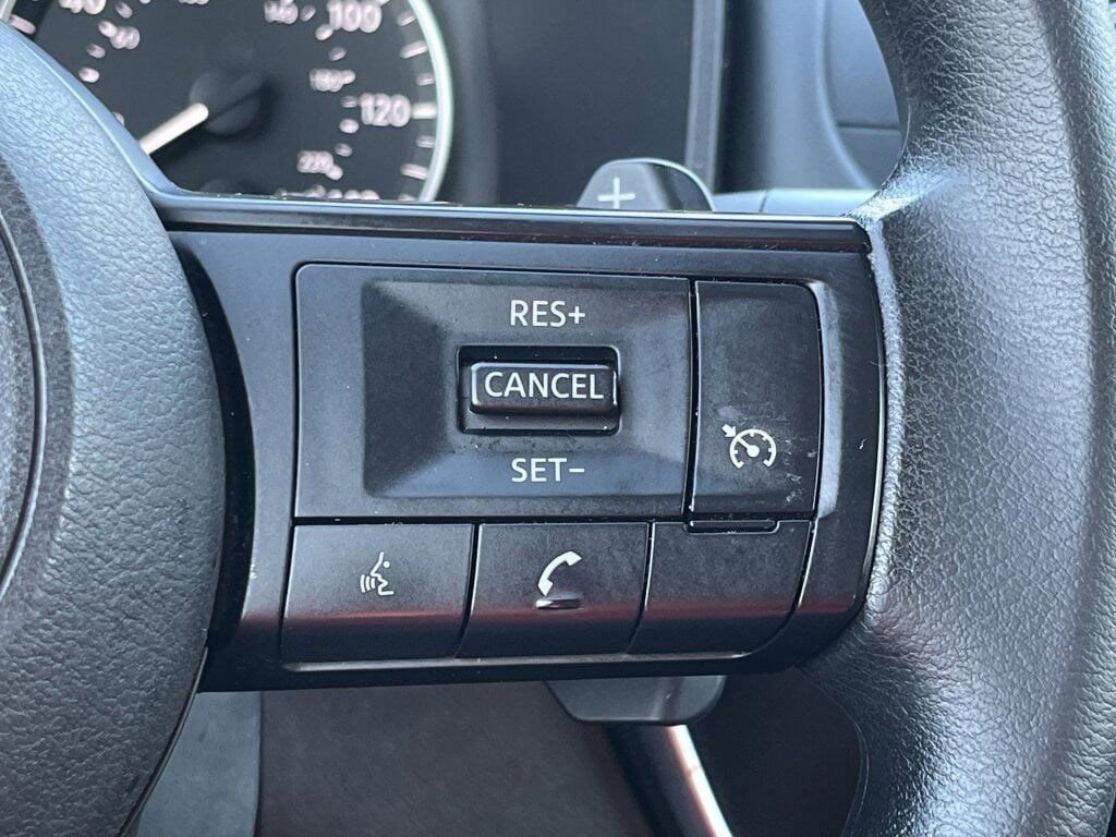 Certified 2022 Nissan Rogue S image 11