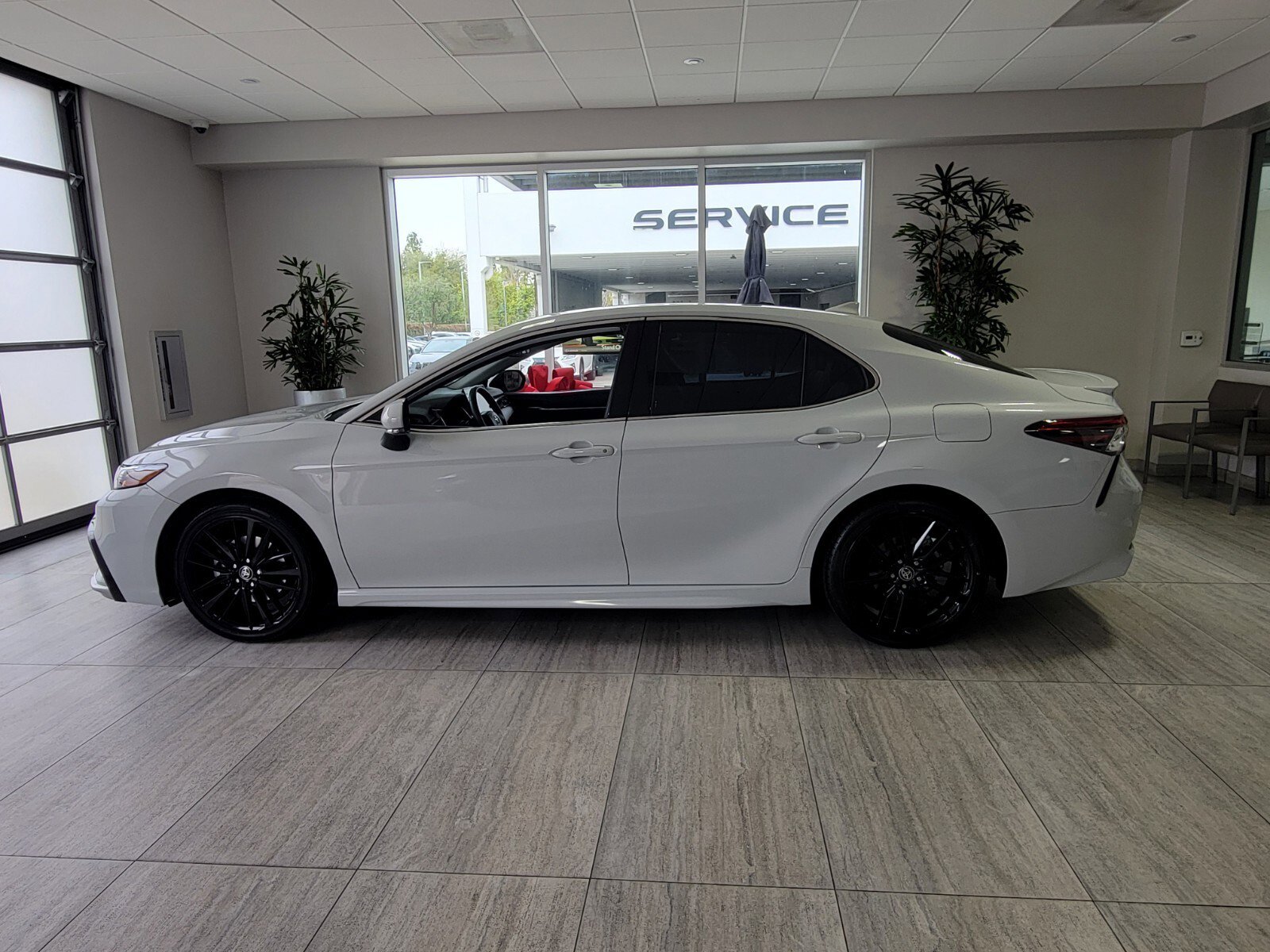 Used 2022 Toyota Camry XSE image 2
