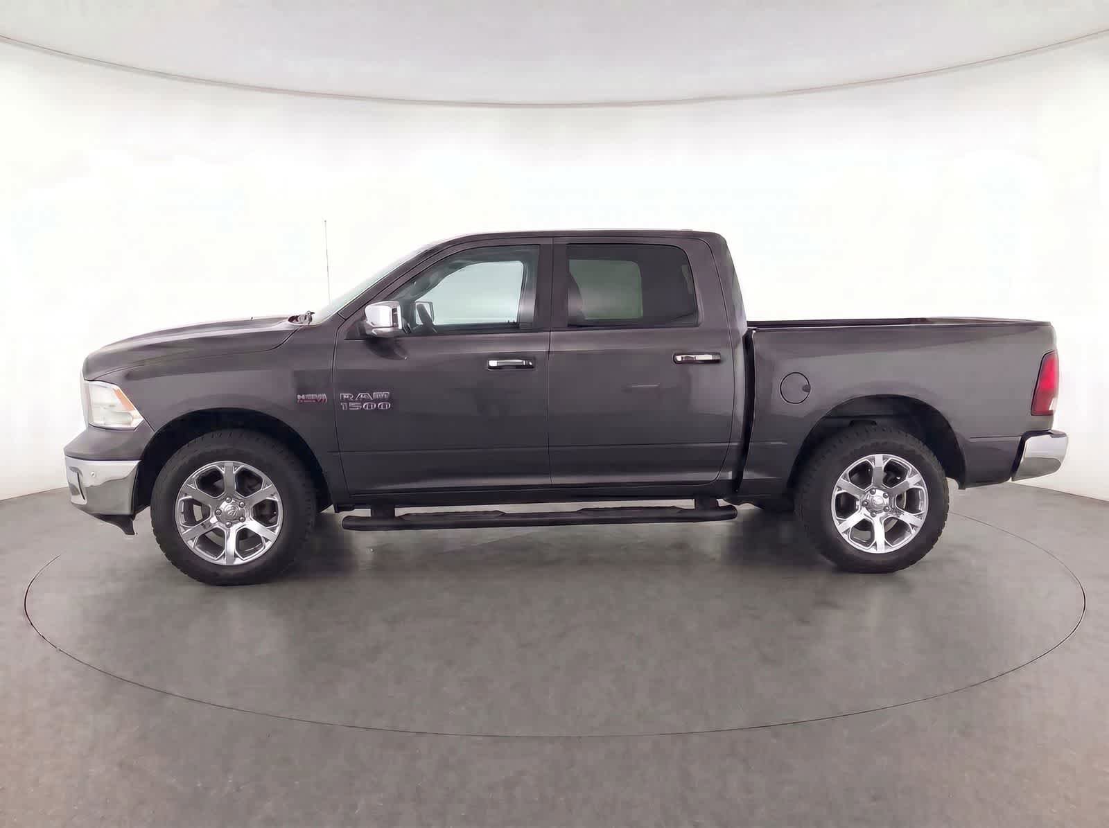 Used 2016 RAM 1500 Laramie w/ Convenience Group AWD/4WD image 6