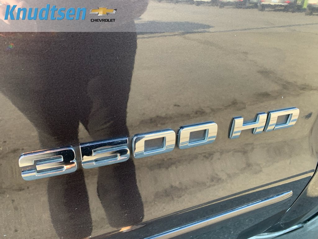 Used 2015 Chevrolet Silverado 3500 LT AWD/4WD image 10