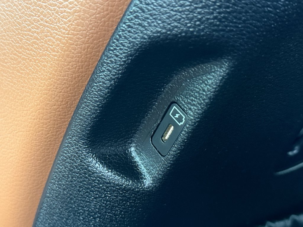 Used 2024 Kia Telluride SX X-Pro AWD/4WD image 38