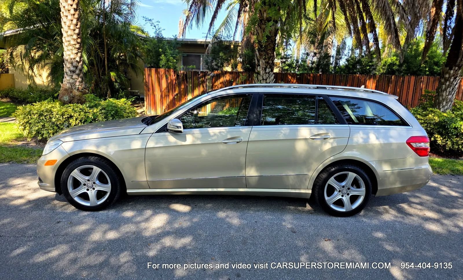 Used 2011 Mercedes-Benz E 350 4MATIC Wagon image 14