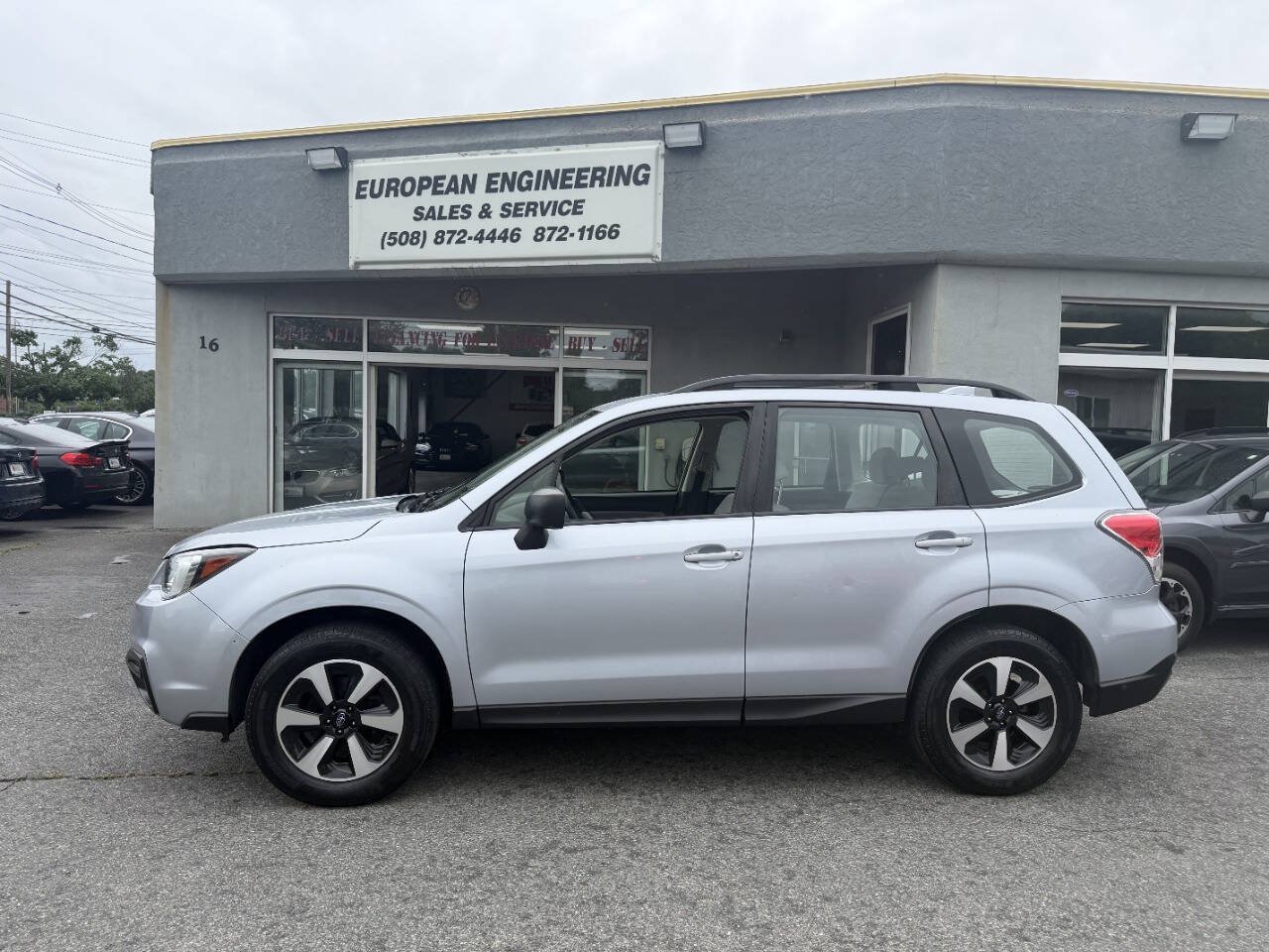 Used 2017 Subaru Forester 2.5i w/ Alloy Wheel Package AWD/4WD image 4
