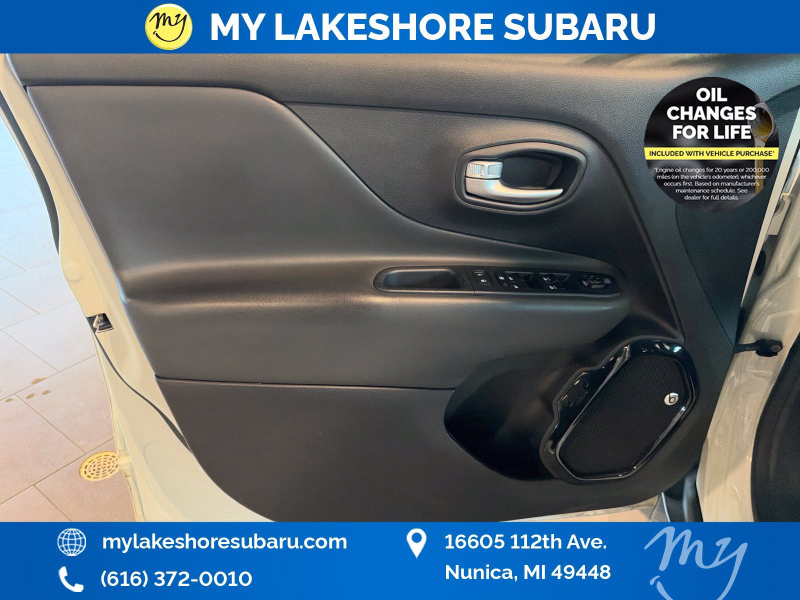 Used 2019 Jeep Renegade Altitude w/ UConnect 8.4 Nav Group AWD/4WD image 17