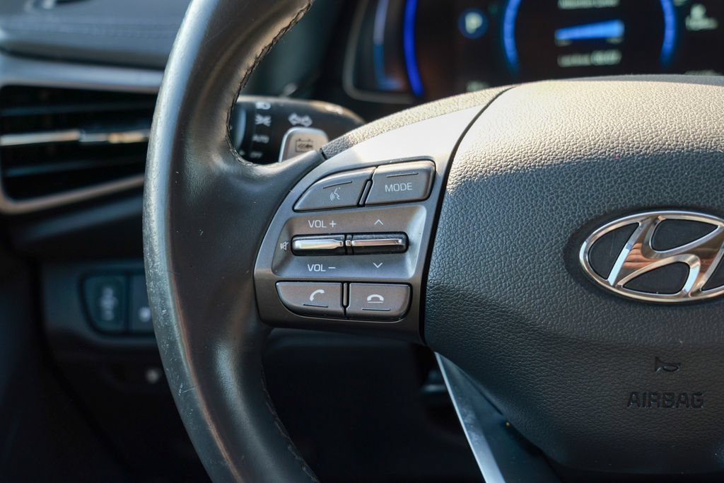 Used 2020 Hyundai Ioniq Limited FWD image 44