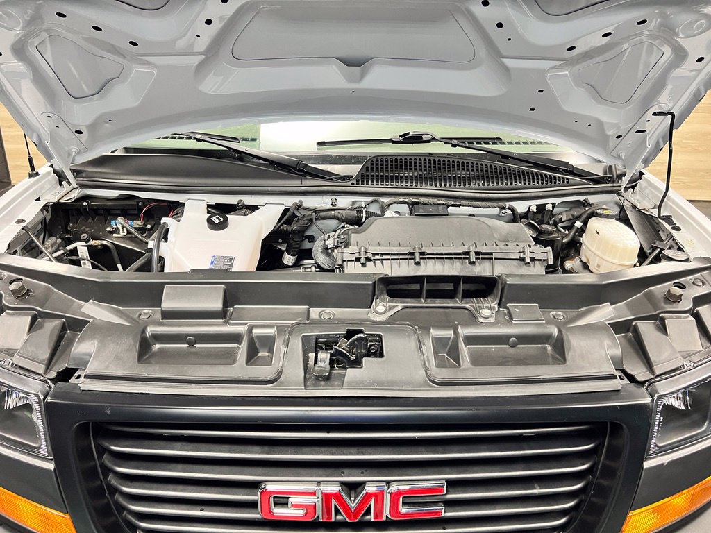 Used 2024 GMC Savana 2500 w/ Driver Convenience Package RWD image 9