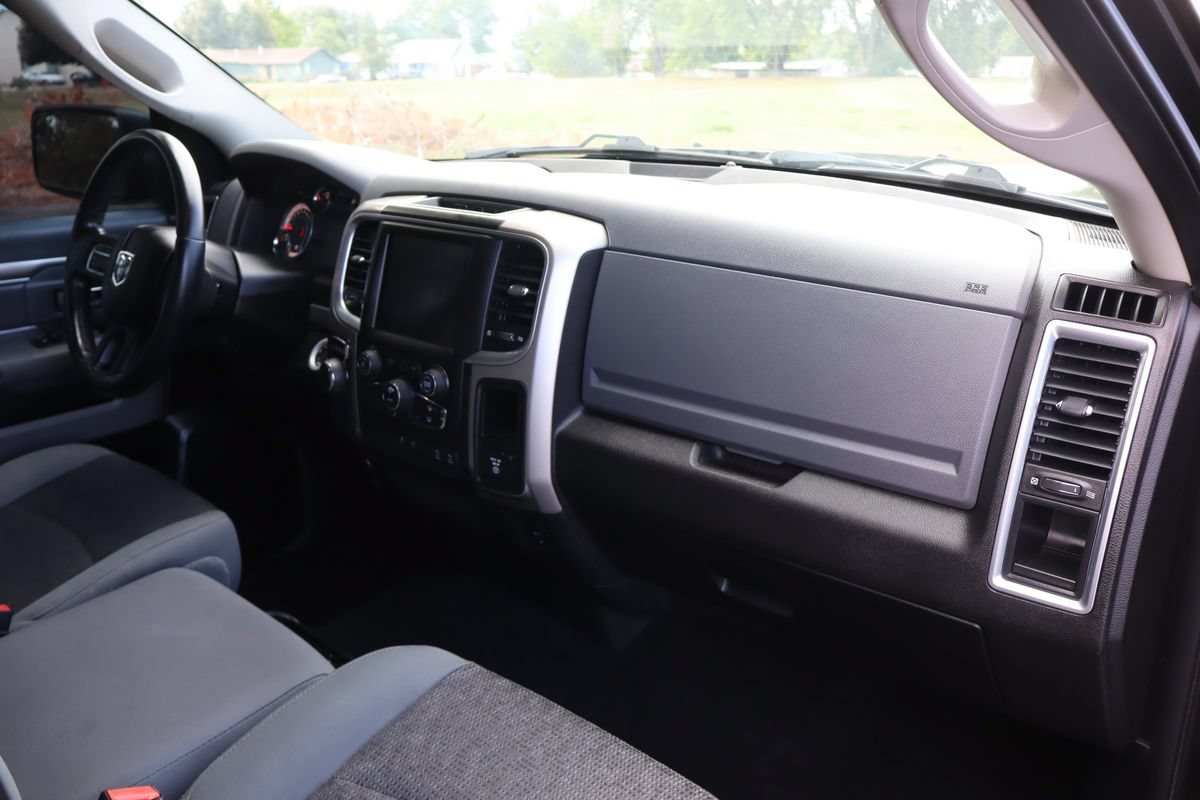 Used 2019 RAM 1500 Big Horn AWD/4WD image 17