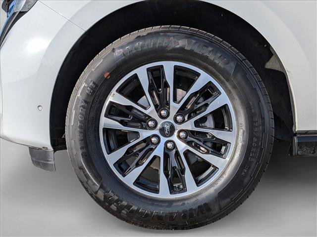 Used 2025 Ford Expedition Platinum AWD/4WD image 23