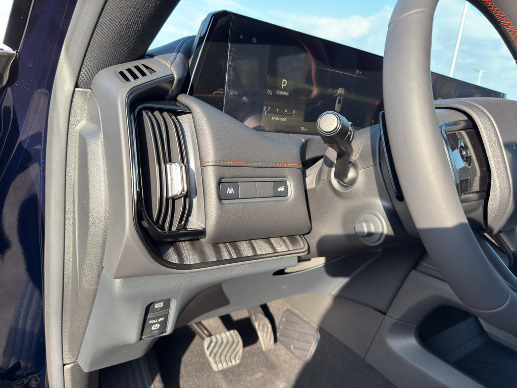 New 2026 Nissan Armada PRO-4X image 15