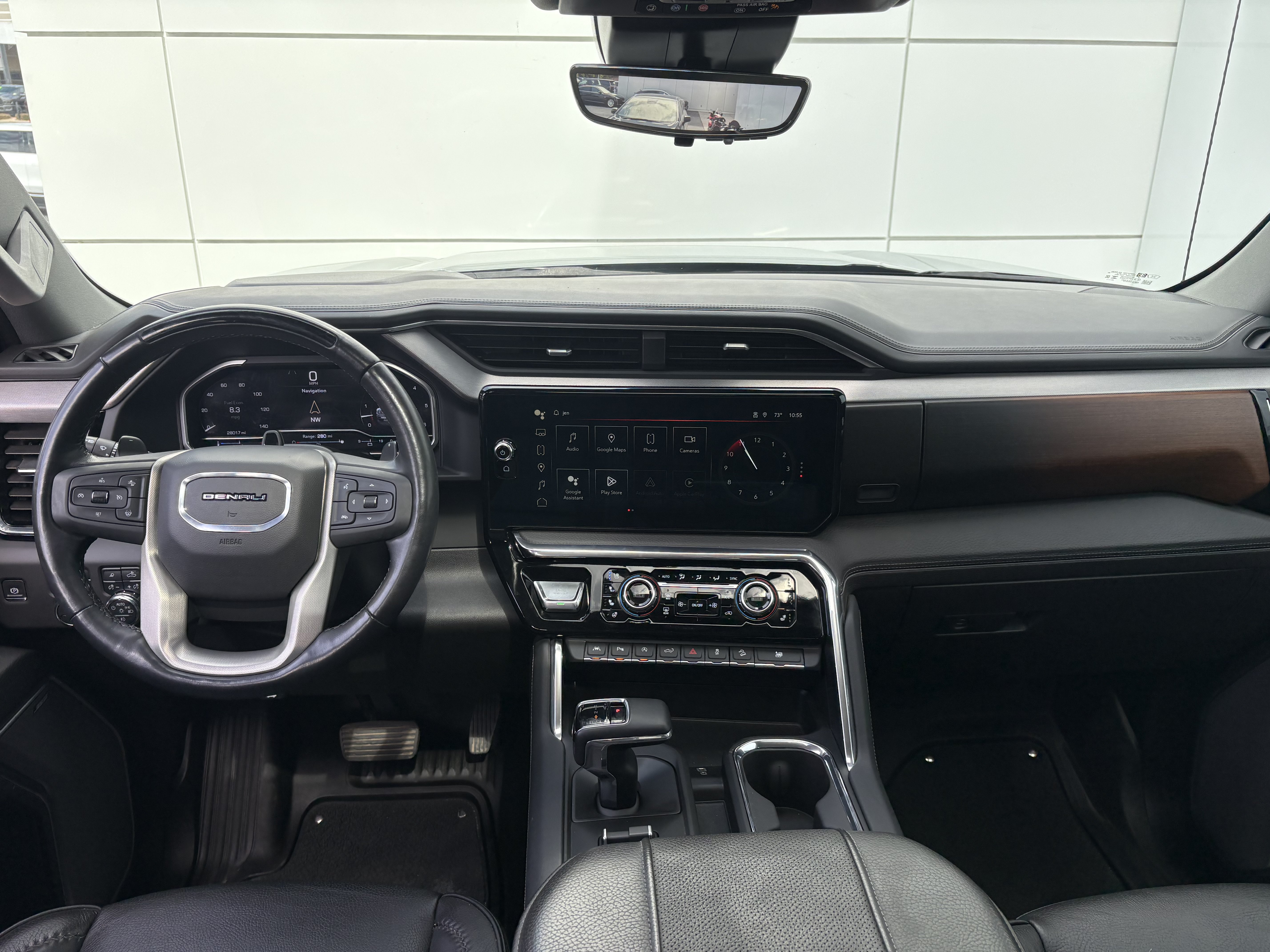 Used 2024 GMC Sierra 1500 Denali w/ Technology Package AWD/4WD image 18